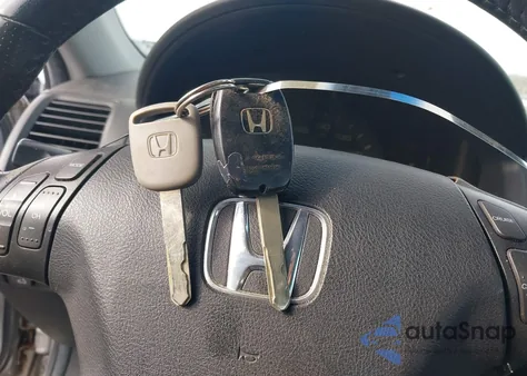 2006 Honda Accord 2.4 Ex from USA, damaged, VIN 1HGCM56826A111178